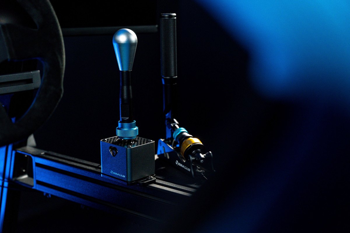 Sequential shifter and handbrake mounted on a rig: Sim-Lab SQ1 and XB1